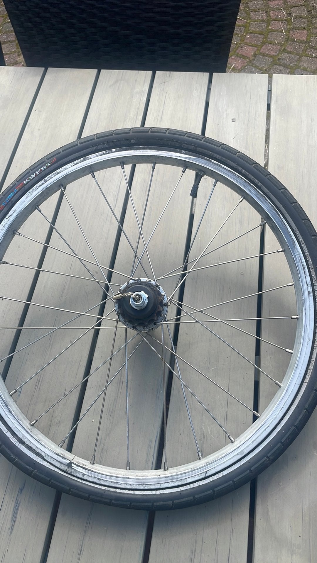 Te koop gevraagd 3 versnellingen 20 inch achterwiel, Fietsen en Brommers, Fietsonderdelen, Ophalen, Zo goed als nieuw