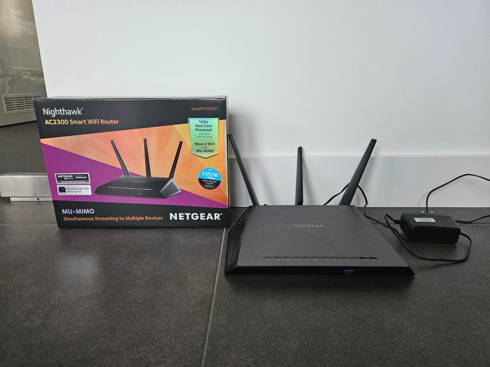 Netgear Nighthawk AC2300 Smart WiFi router. Nette staat., Computers en Software, Routers en Modems, Ophalen of Verzenden, Gebruikt