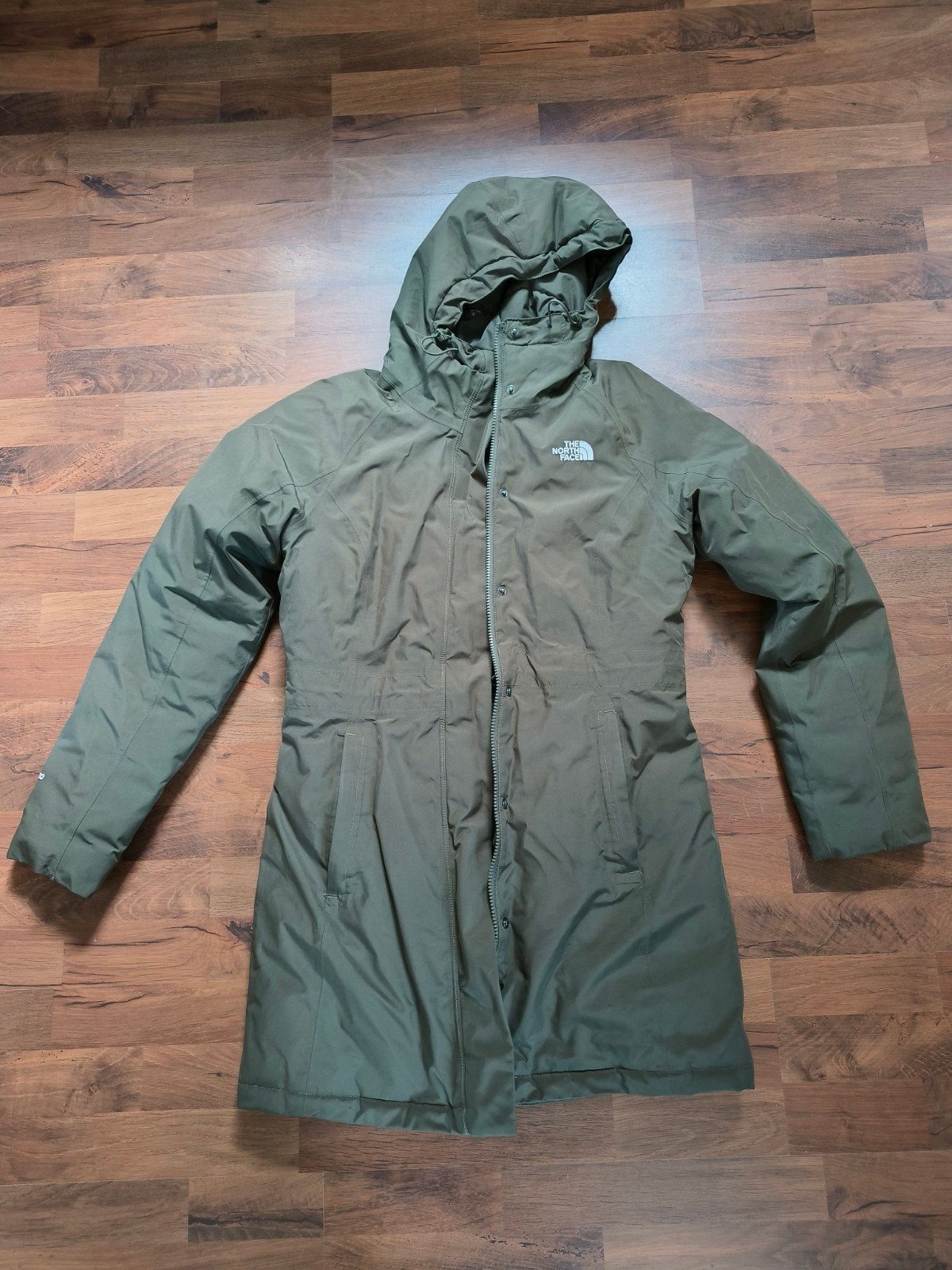 The North Face lange legergroene jas met aansnoerbare taille, Ophalen of Verzenden, Zo goed als nieuw, The North Face, Maat 36 (S)
