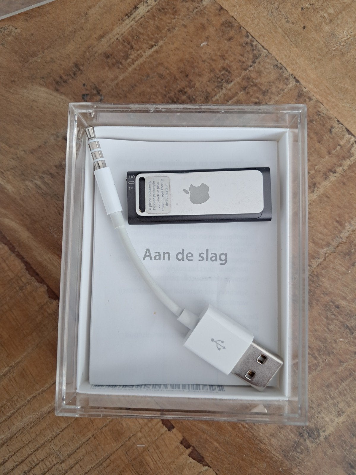 Apple iPod shuffle 2GB black - Nieuw, Audio, Tv en Foto, Mp3-spelers | Apple iPod, Shuffle, Zwart, Nieuw, Ophalen of Verzenden