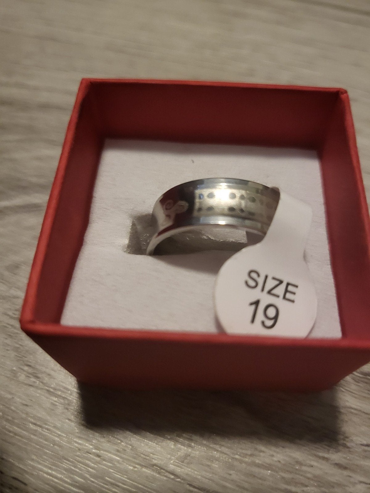 Nieuwe zilverkleurige ring, maat 19, IJzer of Staal, 19 tot 20, Nieuw, Ophalen of Verzenden
