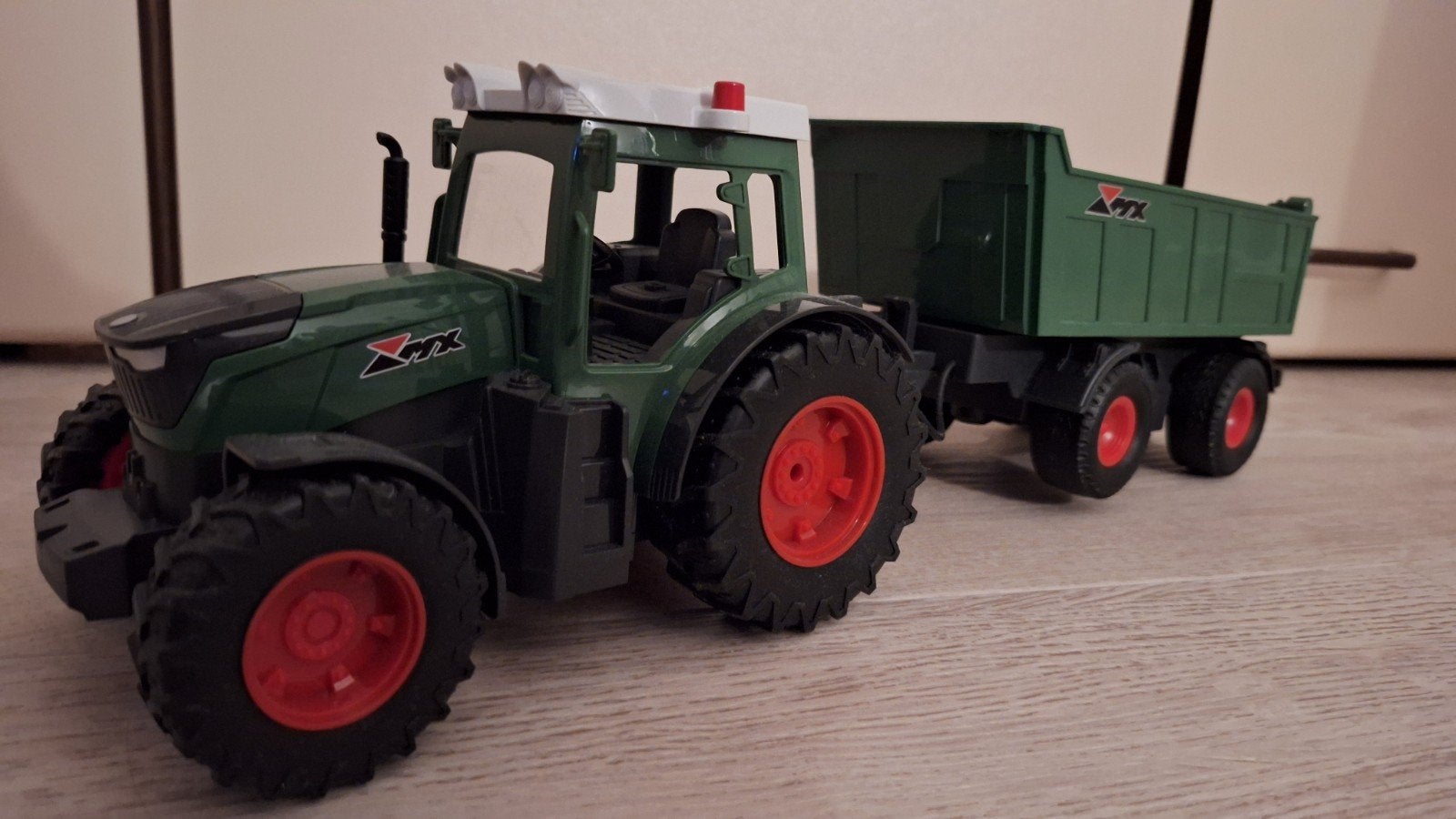 RC Tractor met aanhanger - Groen, Ophalen, Nieuw, Afstandsbediening