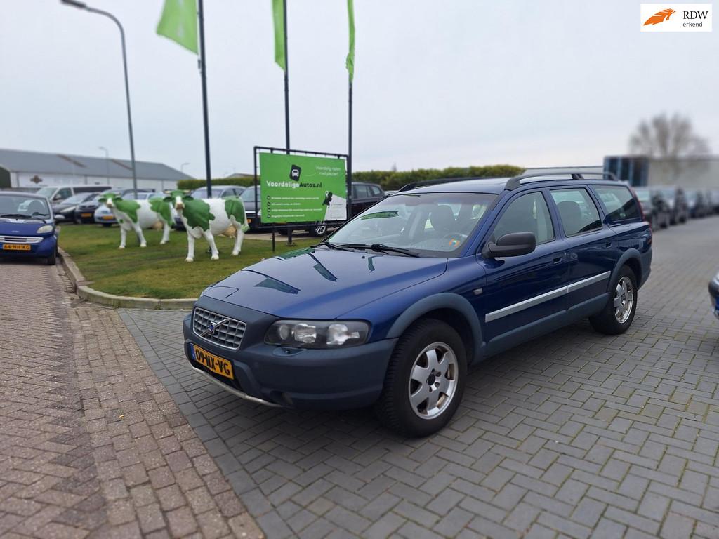Volvo V70 Cross Country 2.4 T Geartronic Ocean Race / Mooie, Blauw, 2435 cc, Vierwielaandrijving, 93 €/maand