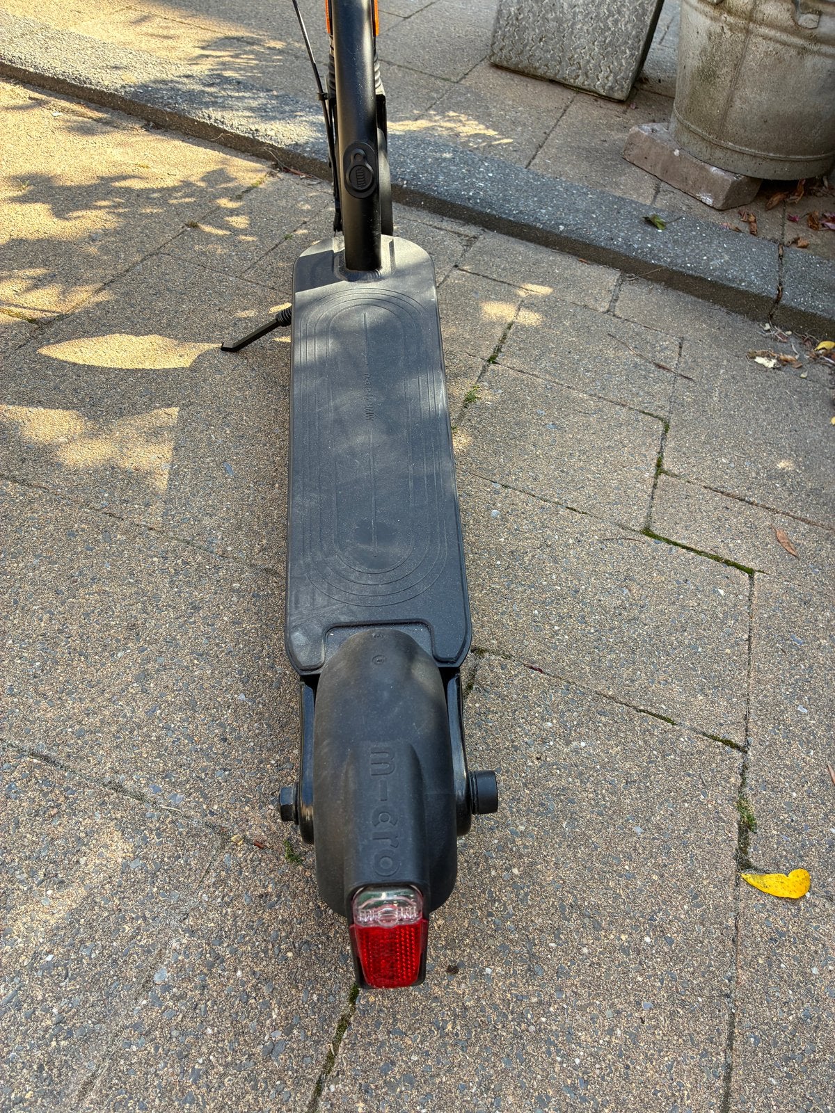 BMW E-Scooter by Micro - Elektrische step, Ophalen, Zo goed als nieuw, Elektrische step (E-scooter)