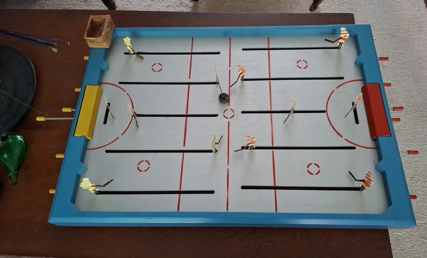 Nostalgisch Houten Hockey Spel met Metalen Spelers, Ophalen of Verzenden, Gebruikt