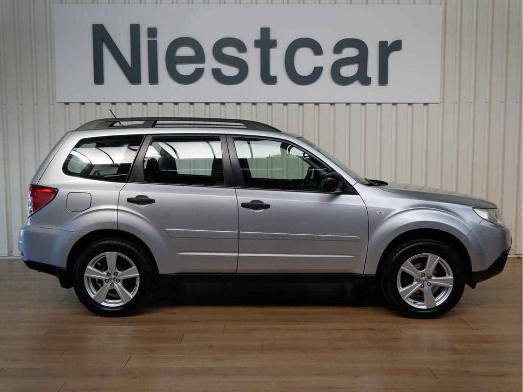 Subaru Forester 2.0 X Comfort (bj 2012), 13 km/l, Stof, 4 cilinders, Stoelverwarming
