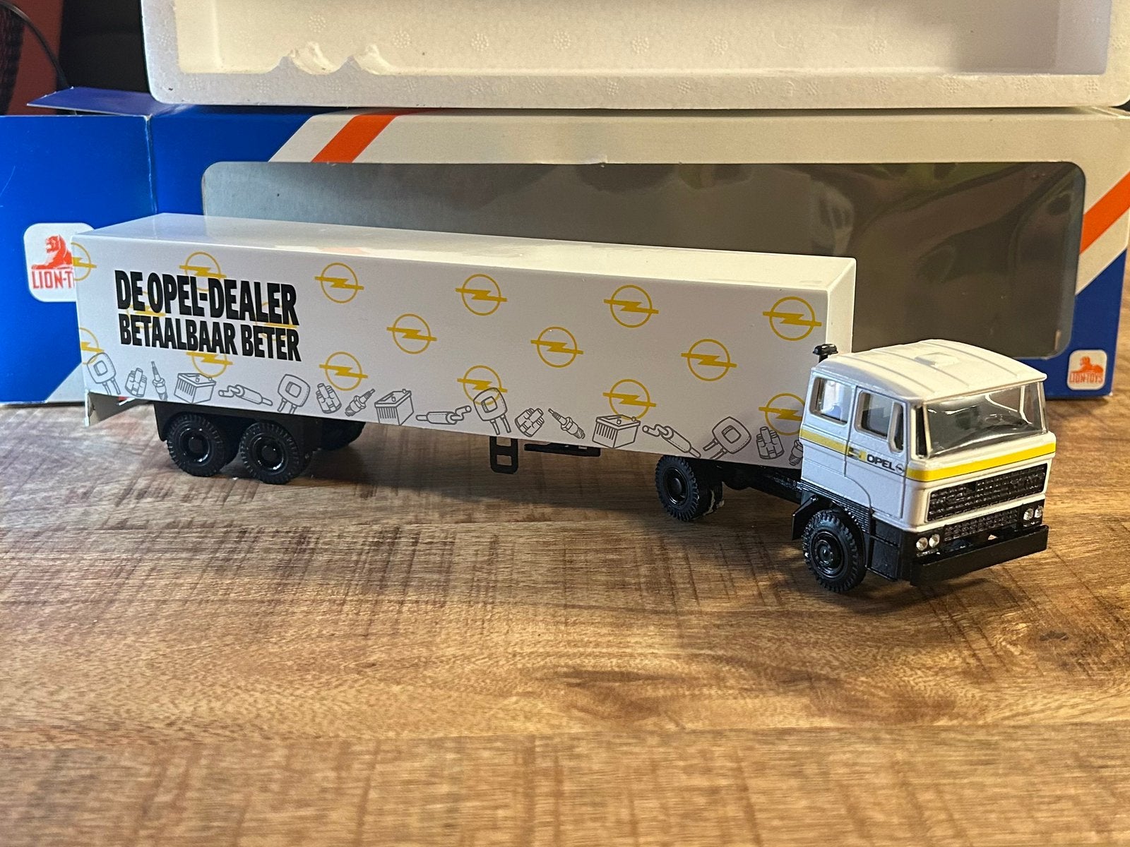 Lion Car DAF Reclame de Opel Dealer 1:50 OVP, Ophalen of Verzenden, Zo goed als nieuw, Bus of Vrachtwagen, Lion Toys