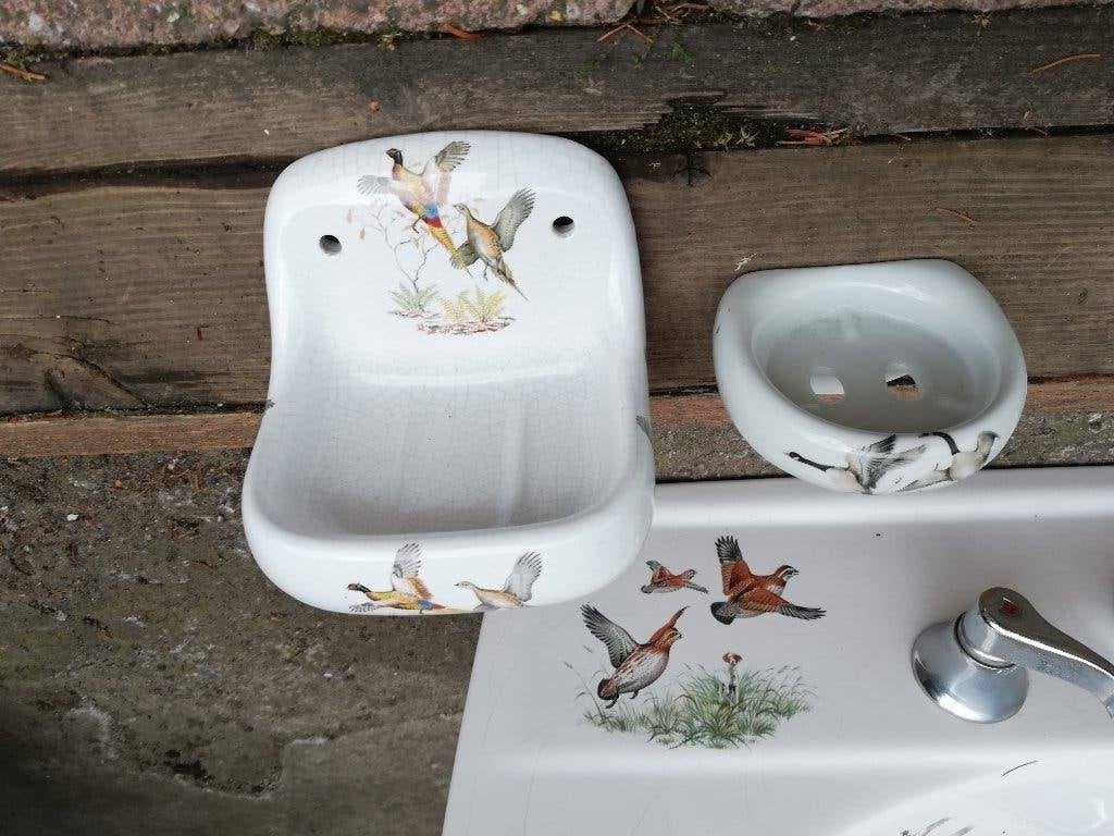 Franse wastafel op zuil prachtig decor verschillende VOGELS, Ophalen