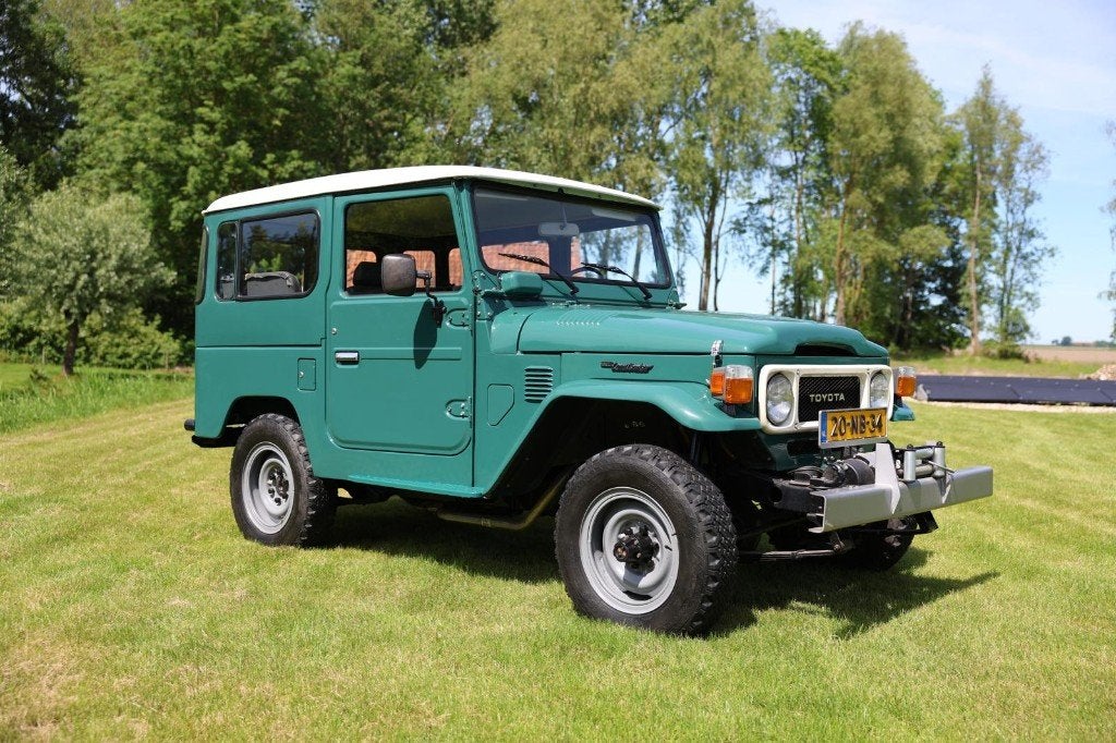 Toyota Land Cruiser