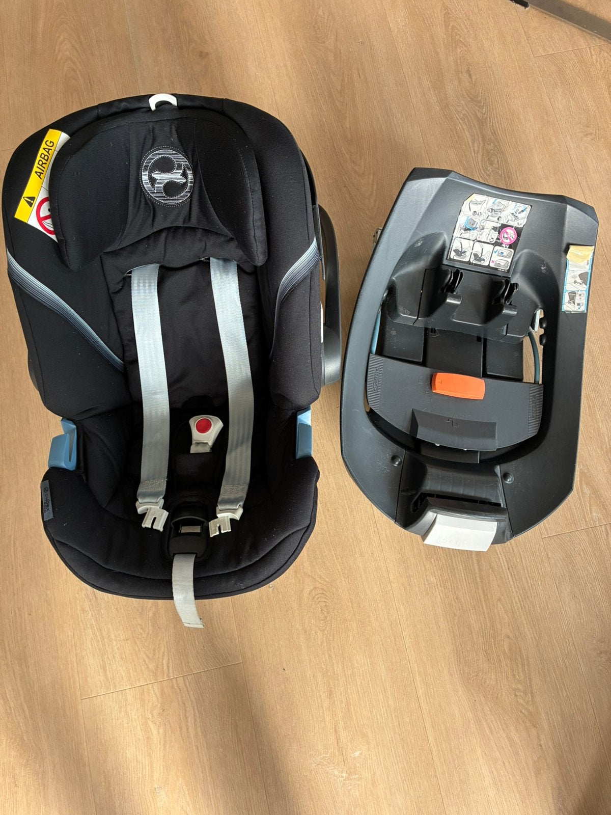 Autostoeltje + base - Cybex Aton 5, Zo goed als nieuw, Isofix, 0 t/m 13 kg, Ophalen