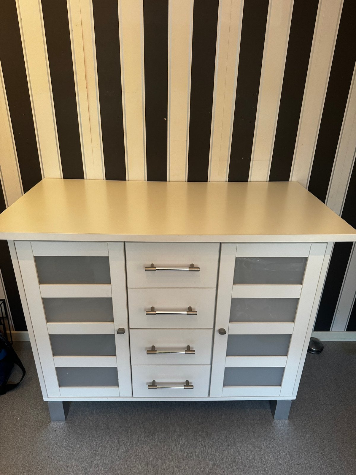 Commode/ kastje, Ophalen, Gebruikt, Overige houtsoorten, 50 tot 75 cm