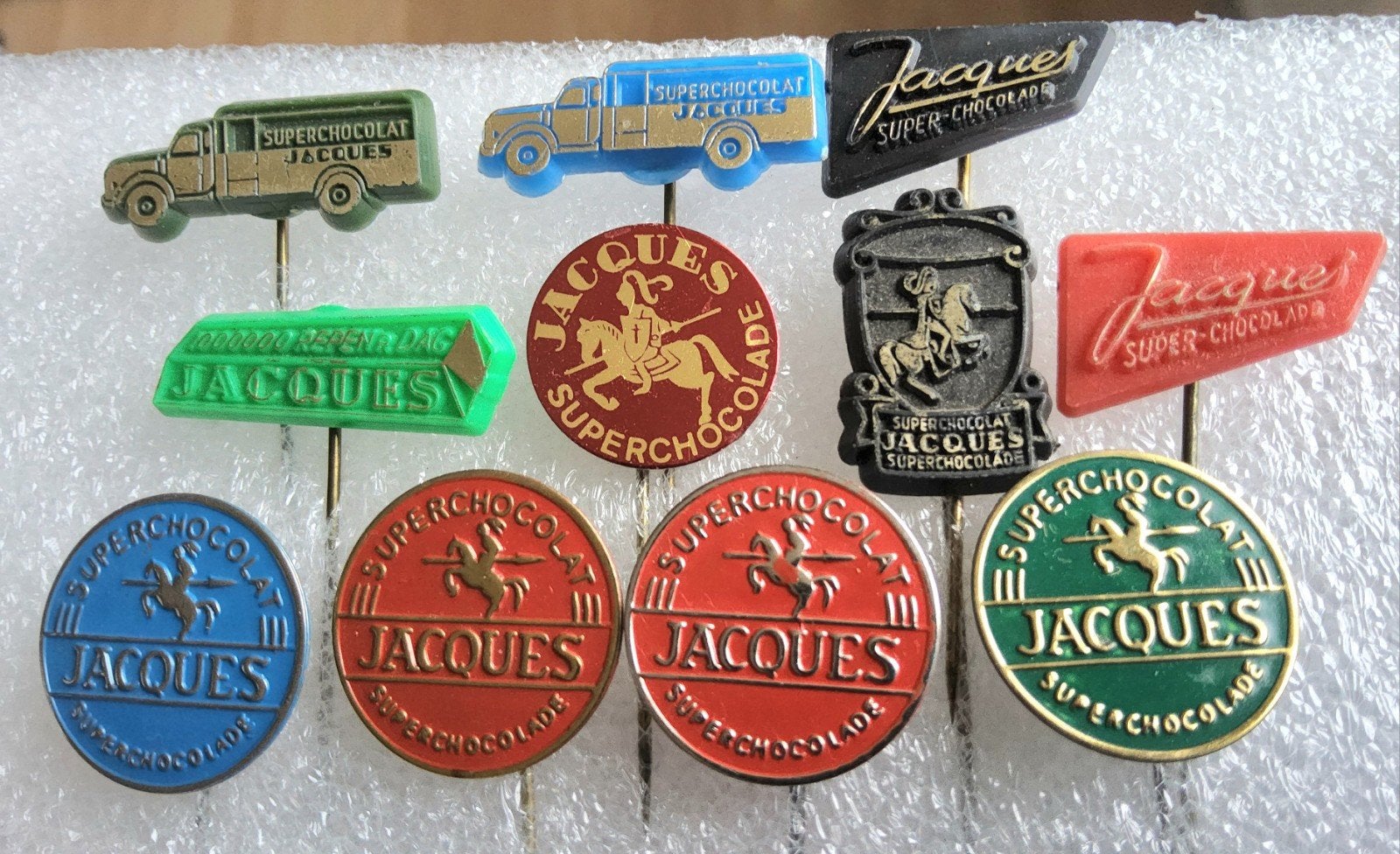 11 Jacques Superchocolade Speldjes - Vintage Collectie, Verzamelen, Ophalen of Verzenden, Gebruikt, Merk, Speldje of Pin