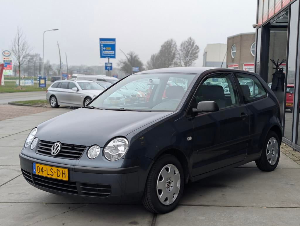 Volkswagen Polo 1.4-16V Elegance - Clima - Cruise -, Voorwielaandrijving, Stof, Zwart, 4 cilinders
