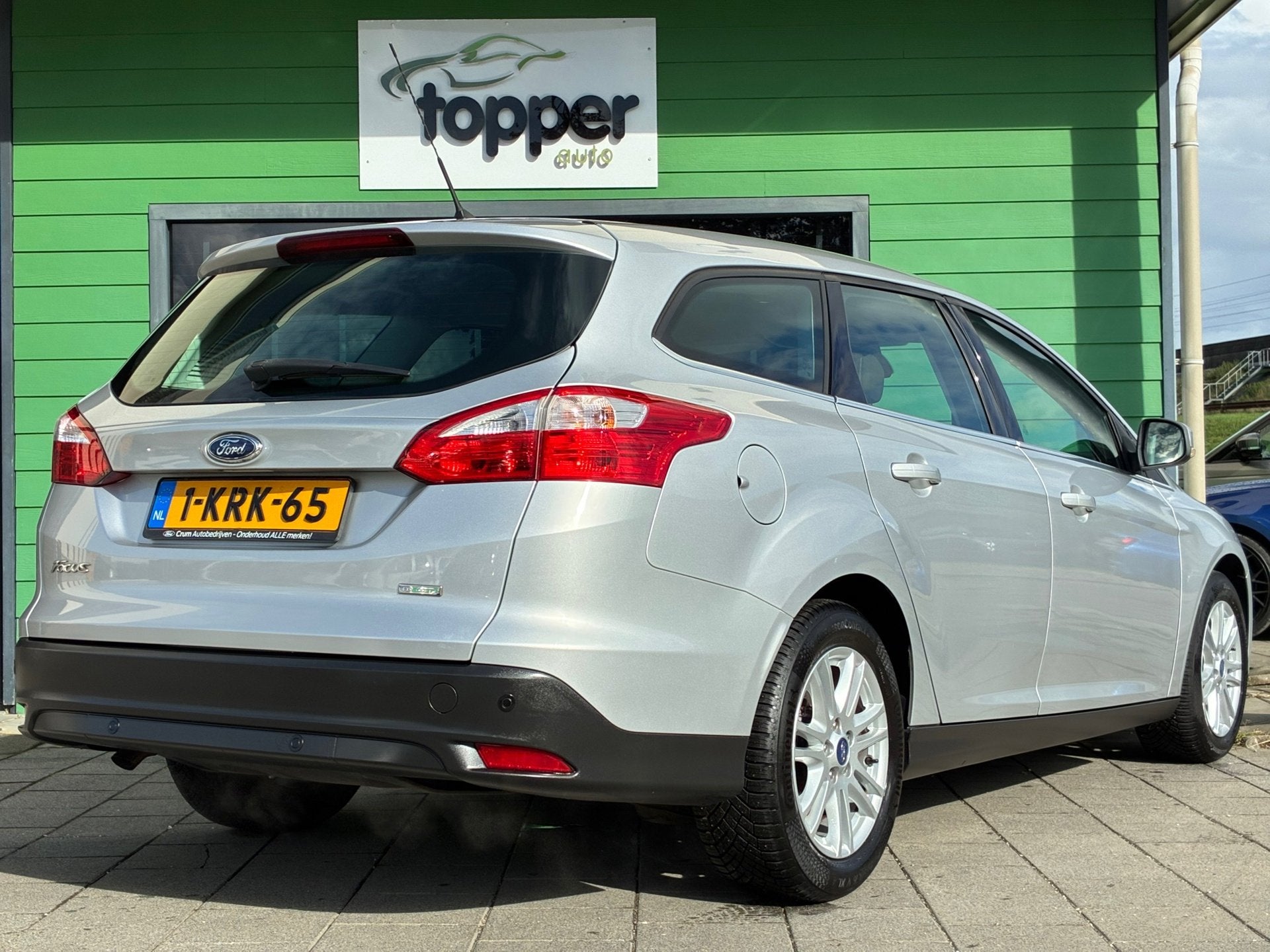 Foto 3 van Ford Focus Wagon 1.0 EcoBoost Titanium|1e Eigenaar|D-riem v.
