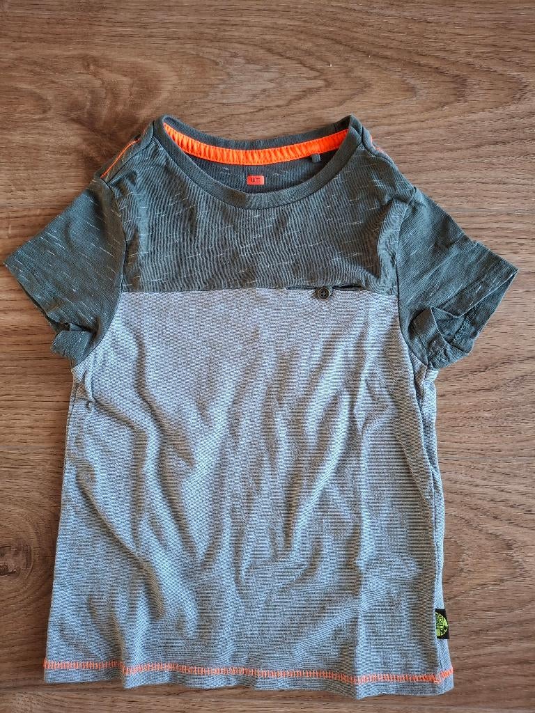 Groen/grijze T-shirt maat 98 /104 WE, Kinderen en Baby's, Kinderkleding | Maat 98, Ophalen of Verzenden, Zo goed als nieuw, Shirt of Longsleeve