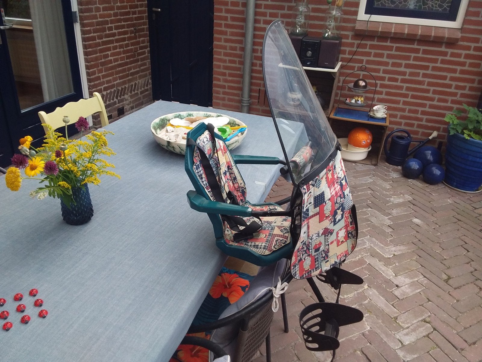 Kinderzitje met scherm, Fietsen en Brommers, Fietsaccessoires | Fietsstoeltjes, Ophalen, Gebruikt