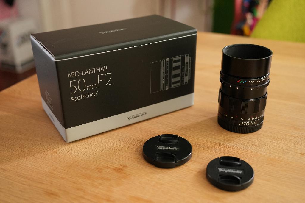Voigtlander APO-Lanthar 50mm F/2 Aspherical Sony FE, z.g.a.n, Ophalen, Zo goed als nieuw, Standaardlens