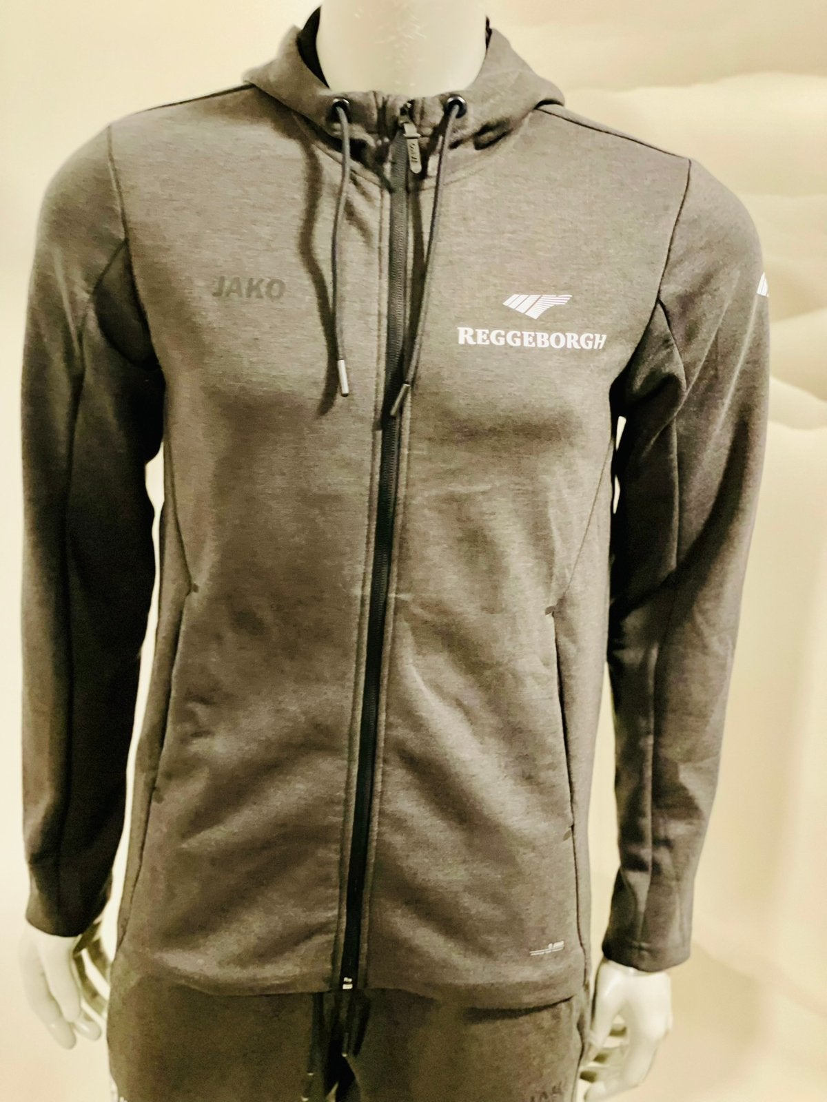 Sportkleding sporttrui hoody maat M Jako, Maat 48/50 (M), Wandelen of Outdoor, Ophalen of Verzenden, Zo goed als nieuw