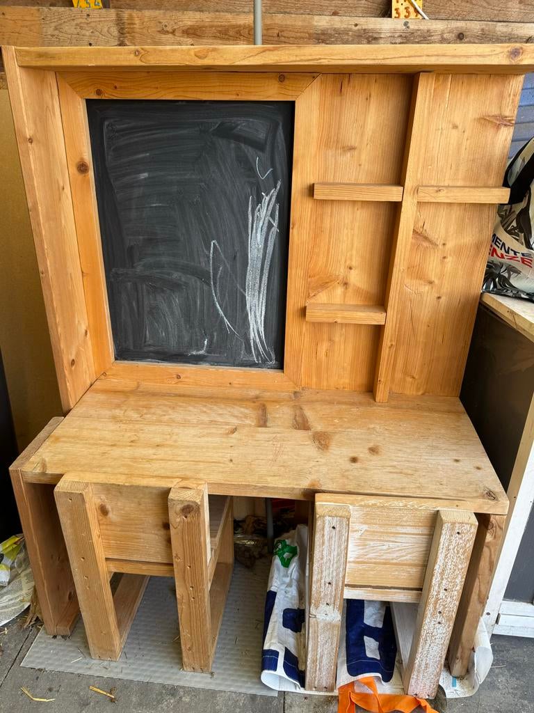 Houten speeltoestel met krijtbord en plankjes, Kinderen en Baby's, Speelgoed | Buiten | Speeltoestellen, Ophalen, Gebruikt, Overige typen