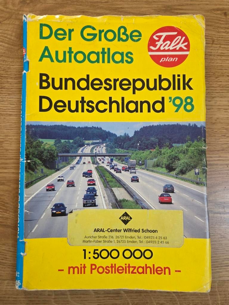 Der große autoatlas bundesrepublik deutschland '98, Gelezen, Overige atlassen, Ophalen of Verzenden, 1800 tot 2000