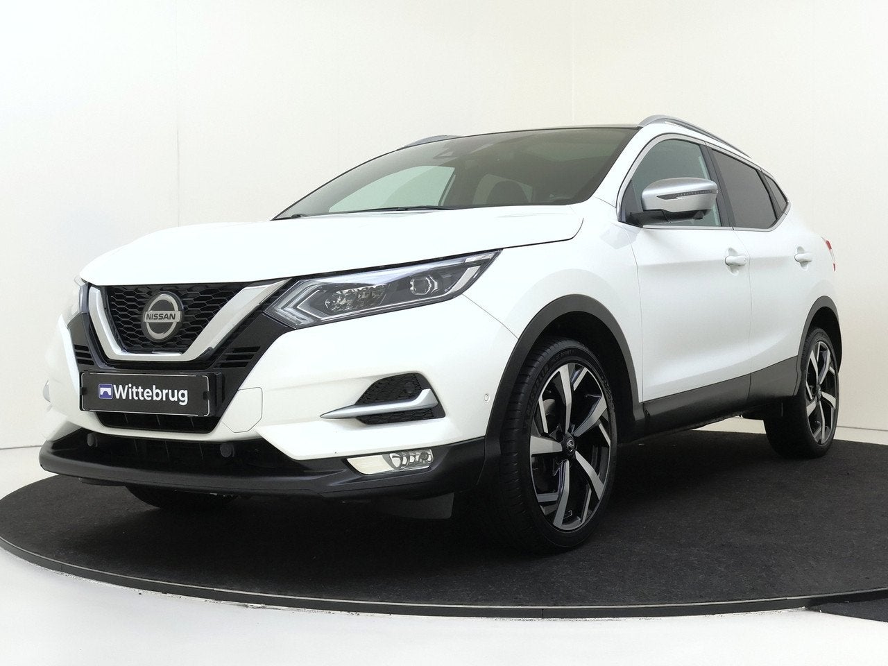Nissan QASHQAI 1.3 DIG-T Tekna + | Lederen Bekleding | Camer, Auto's, Nissan, Voorwielaandrijving, 687 kg, Gebruikt, 4 cilinders