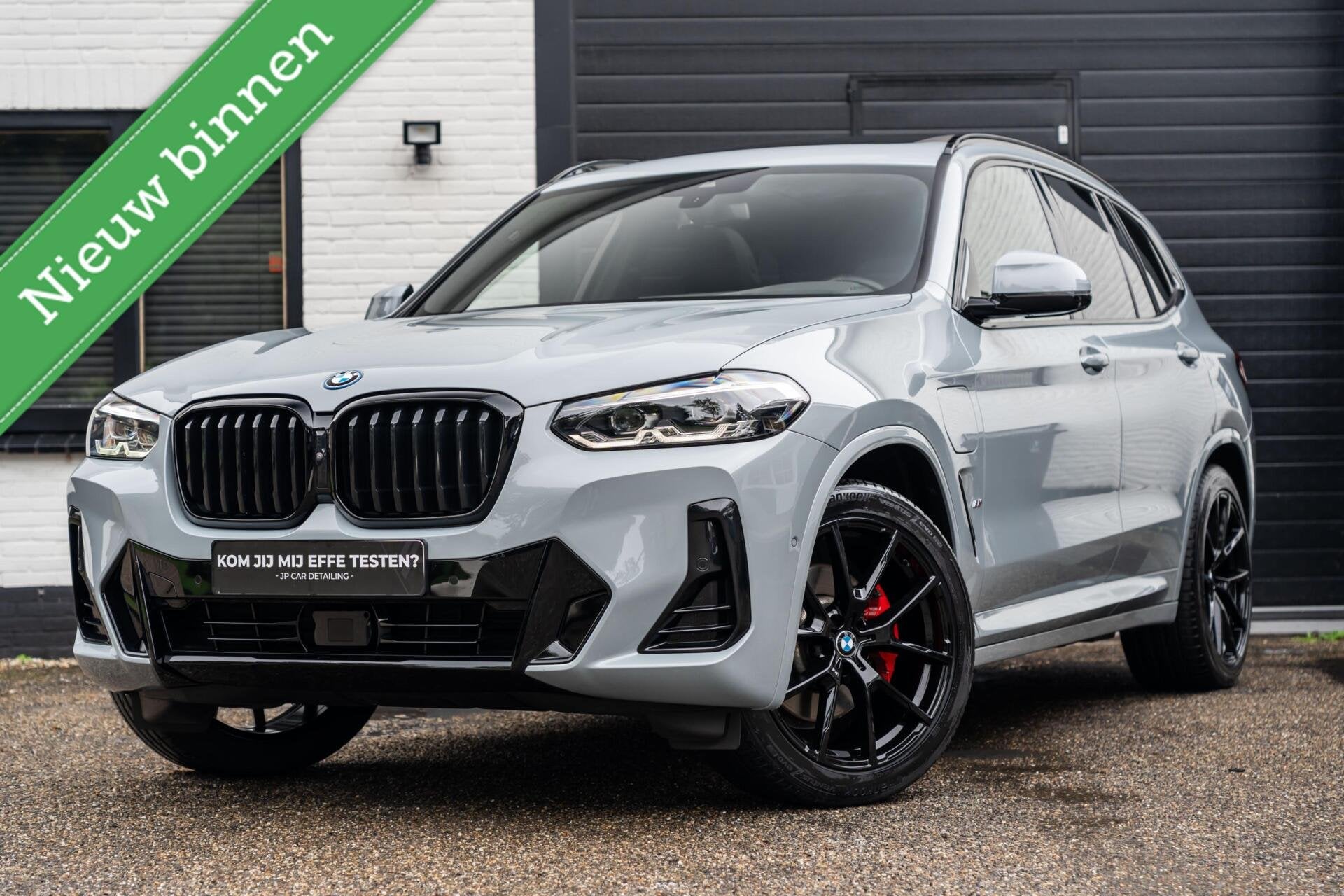 BMW X3 XDrive30e M-sport H&K 360 Pano HUD Trekhaak Memory, Auto's, Automaat, Gebruikt, Zwart, Leder