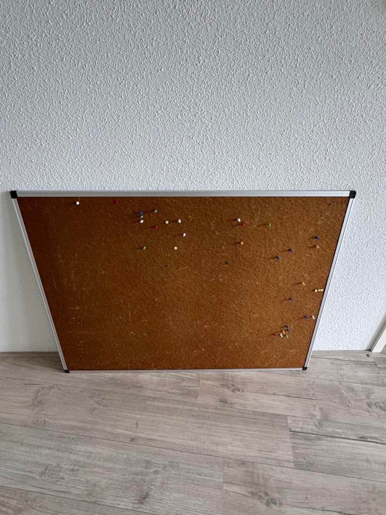 Prikbord groot 120X90 cm top staat, Huis en Inrichting, Woonaccessoires | Memoborden, Ophalen of Verzenden, Gebruikt