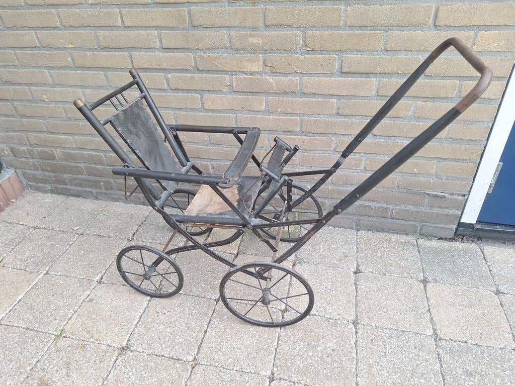 Poppenwagen opvouwbaar 100 jaar oud, Ophalen of Verzenden