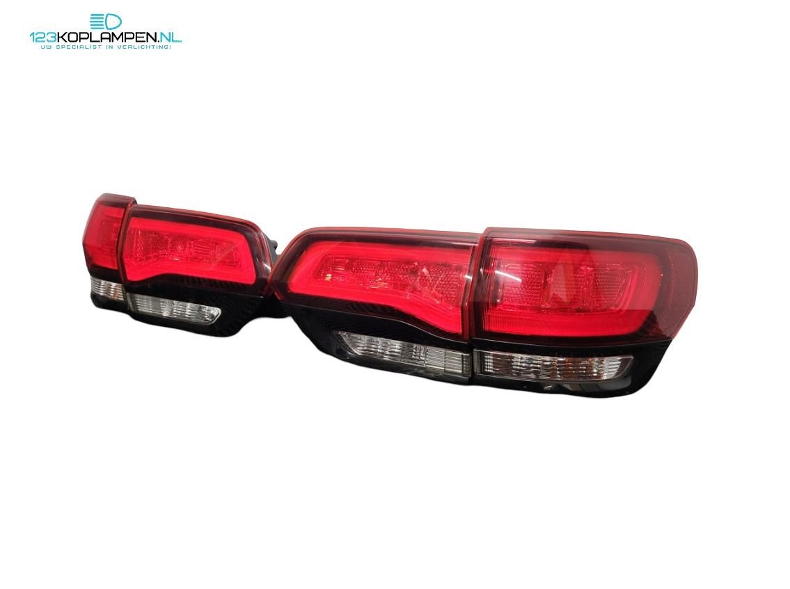 Jeep Grand Cherokee SRT Facelift LED achterlichten, Gebruikt, -, -, -