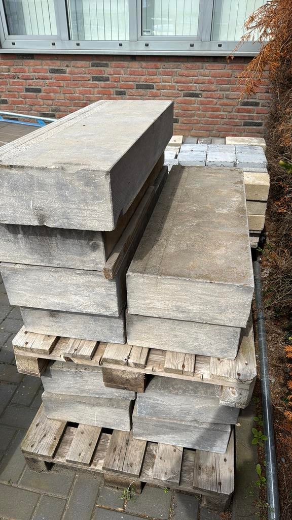 Traptreden, Ophalen, Zo goed als nieuw, Natuursteen, Minder dan 100 cm