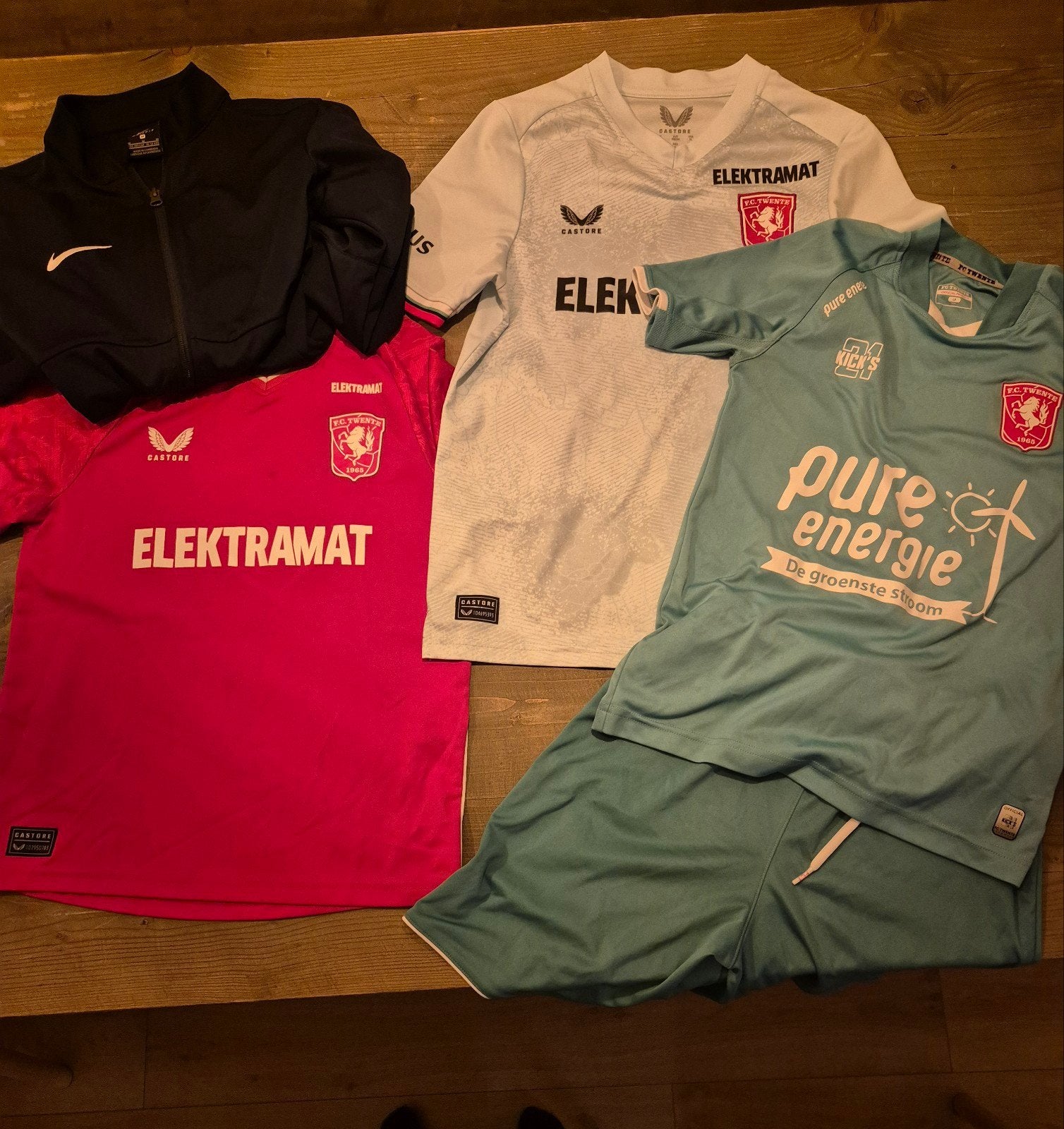 Set FC Twente shirtjes., Kinderen en Baby's, Ophalen of Verzenden, Nieuw