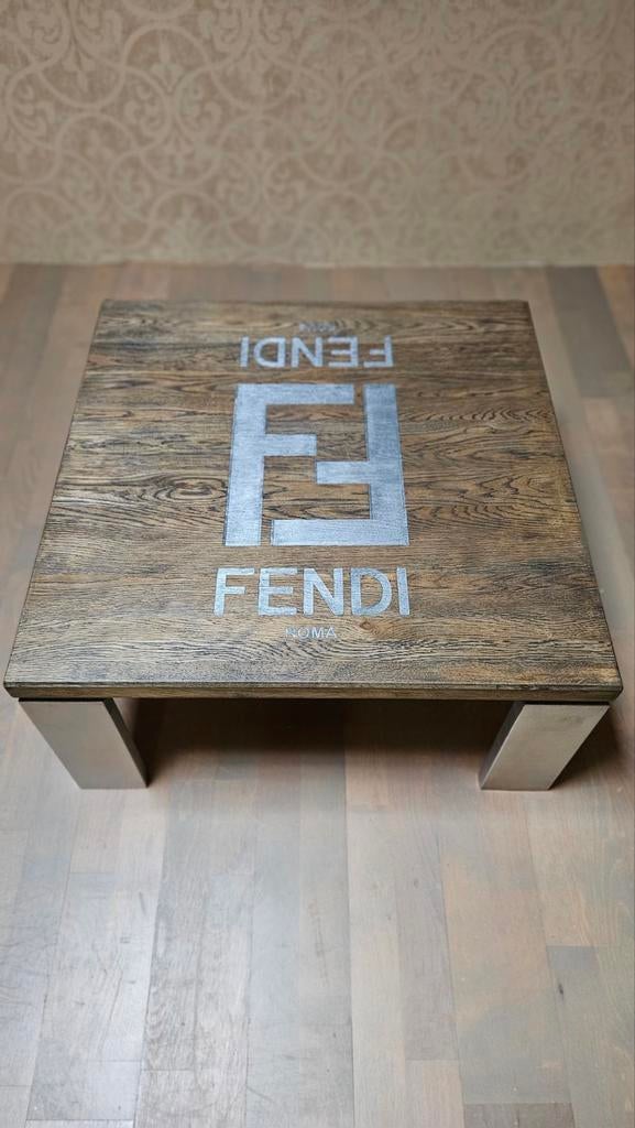 Design eiken salontafel met Fendi gravering, Ophalen, 50 tot 100 cm, Design, 50 tot 100 cm