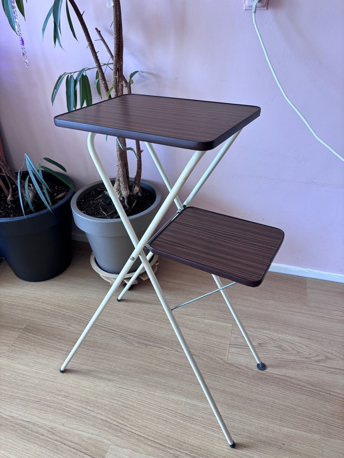 Diaprojector tafel, Huis en Inrichting, Tafels | Statafels, Ophalen