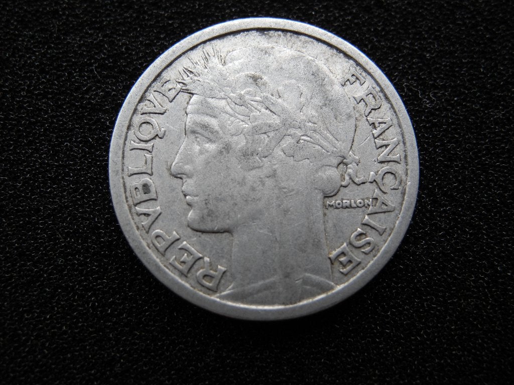 Historische Franse munt – 2 Francs 1945 – ontwerp Morlon, Ophalen of Verzenden, Frankrijk