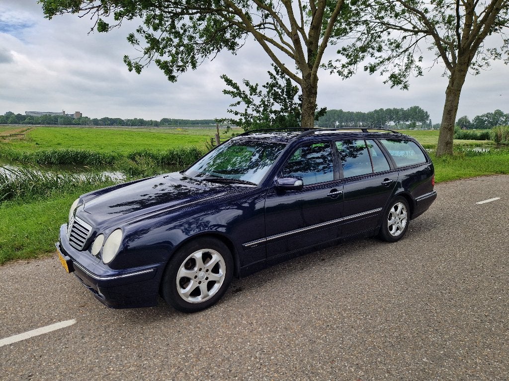 Mercedes-Benz E-Klasse 3.2 E320 Combi Classic AUT 2000 Blauw, Auto's, Automaat, Blauw, 3199 cc, Stationwagon