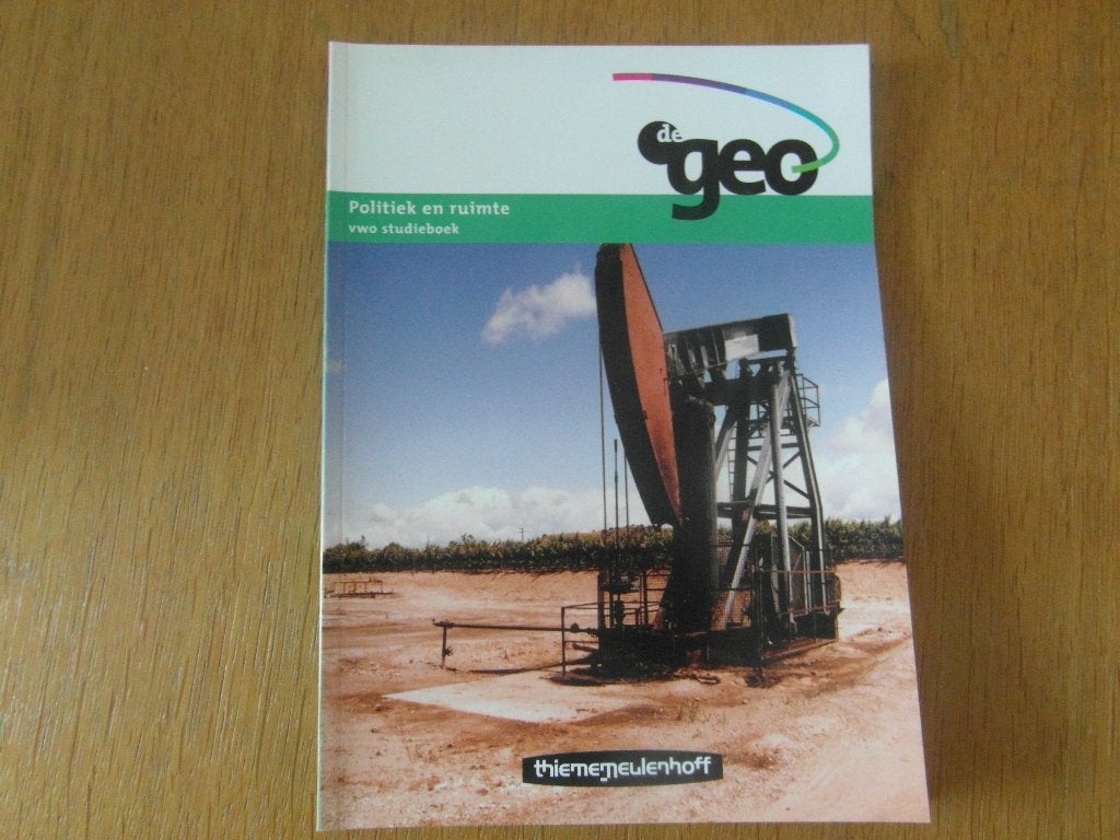 De Geo Vwo Politiek en ruimte Studieboek, Ophalen of Verzenden, Zo goed als nieuw, VWO
