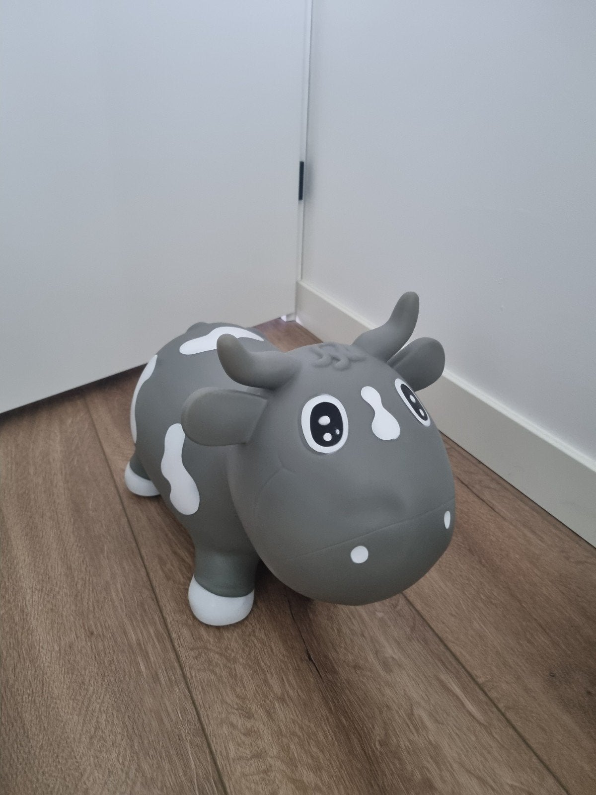 Skippy dier hobbel dier opblaasbaar met ballenpomp, Ophalen