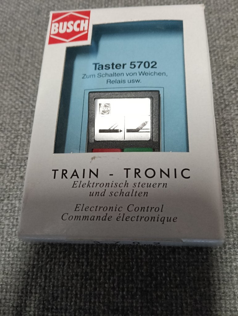 Busch 5702 train tronic schakelaar met 2 toetsen, Wisselstroom, Overige typen, Ophalen of Verzenden, Zo goed als nieuw