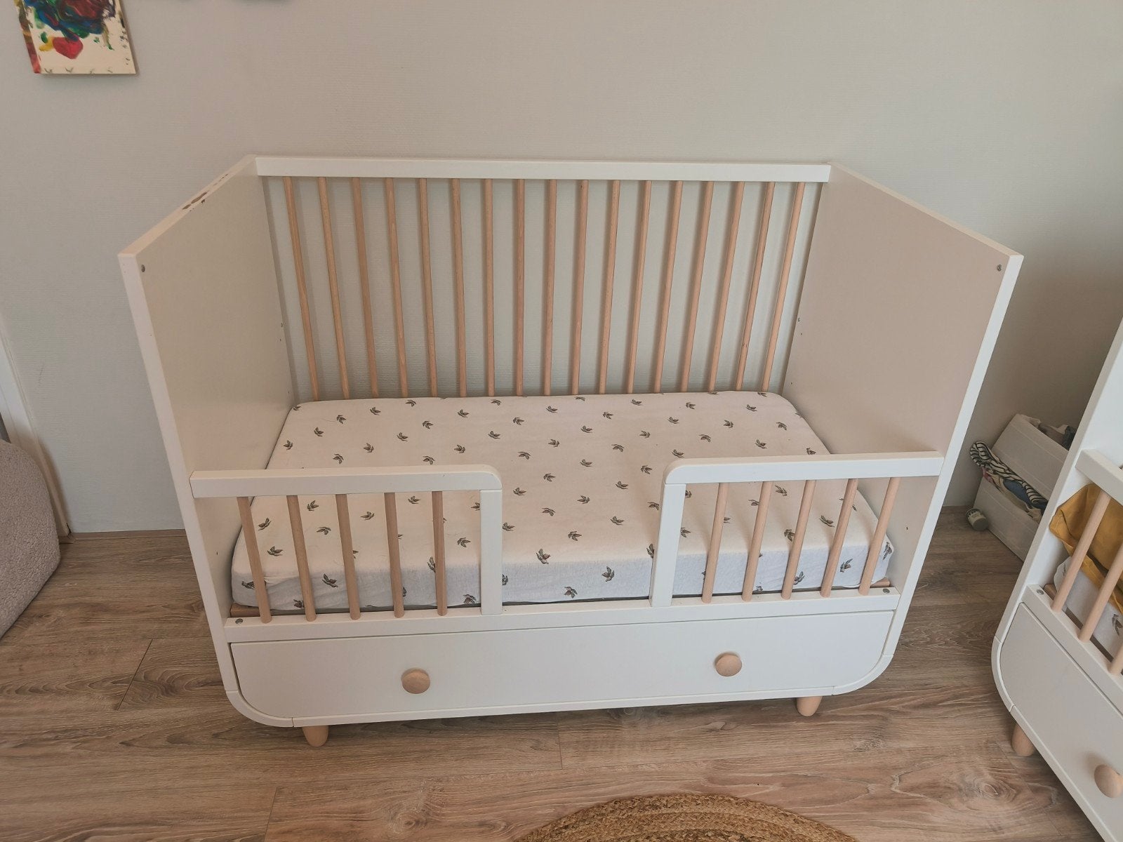 2 x Wit kinderbedje met lades, MYLLRA, prijs voor samen, Ophalen, Gebruikt, Lattenbodem, Minder dan 140 cm