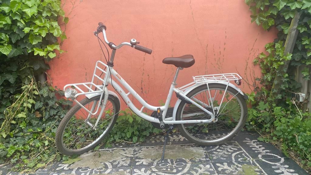 Flyke fiets meisjes 24 inch, Fietsen en Brommers, Ophalen, Terugtraprem, Gebruikt, 47 tot 50 cm
