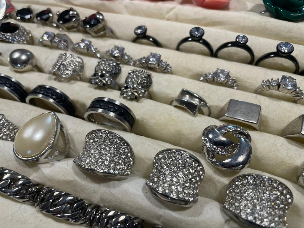 Parij ringen, armbanden, kettingen, bedels etc., Overige kleuren, Nieuw, Ophalen of Verzenden, Dame