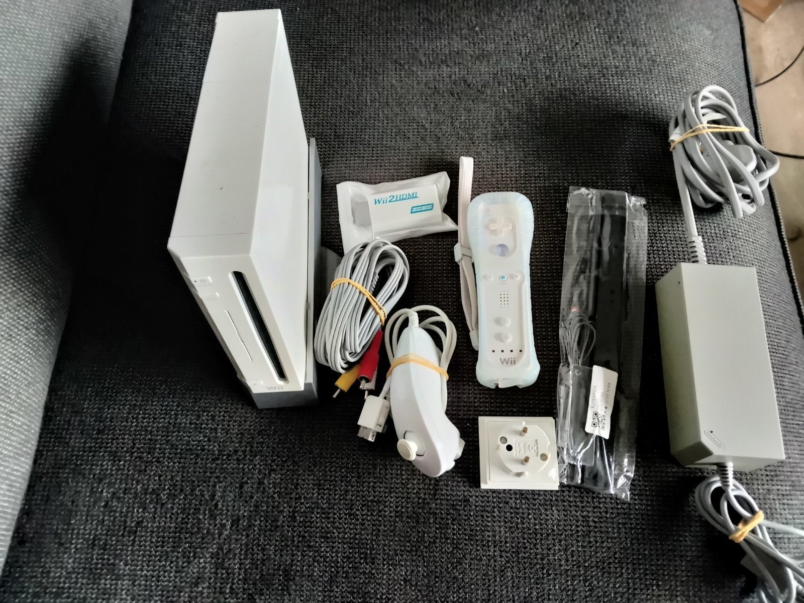Nintendo Wii Console met controller en accessoires, Spelcomputers en Games, Spelcomputers | Nintendo Wii, Gebruikt, Met 1 controller