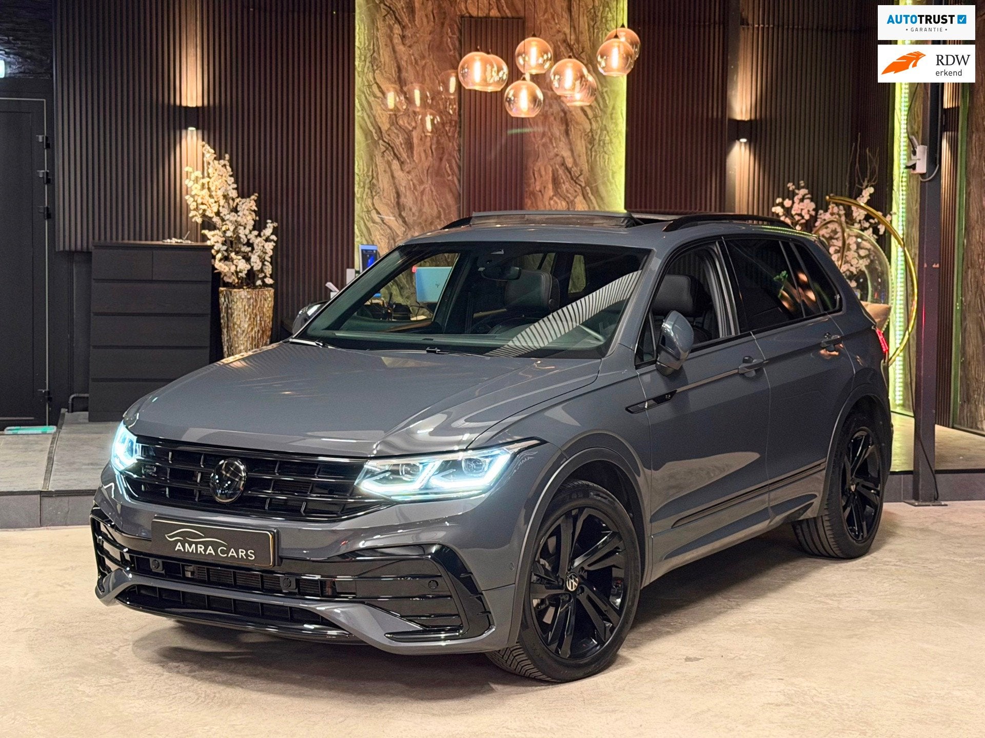 Volkswagen TIGUAN 1.5 TSI 3X R-Line|PANO|MEMORY|360C|FULL OP, Auto's, 15 km/l, Euro 6, 4 cilinders, 150 pk