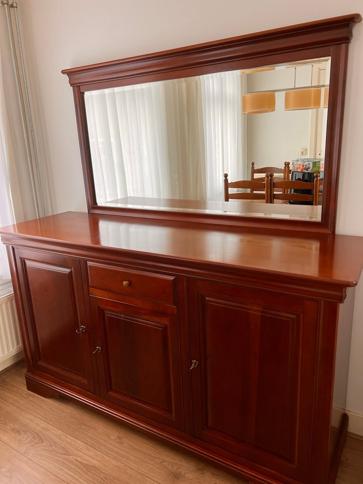 Kersenhouten dressoir met spiegel - Amsterdam Zuid, Ophalen, Gebruikt, 150 tot 200 cm, 25 tot 50 cm