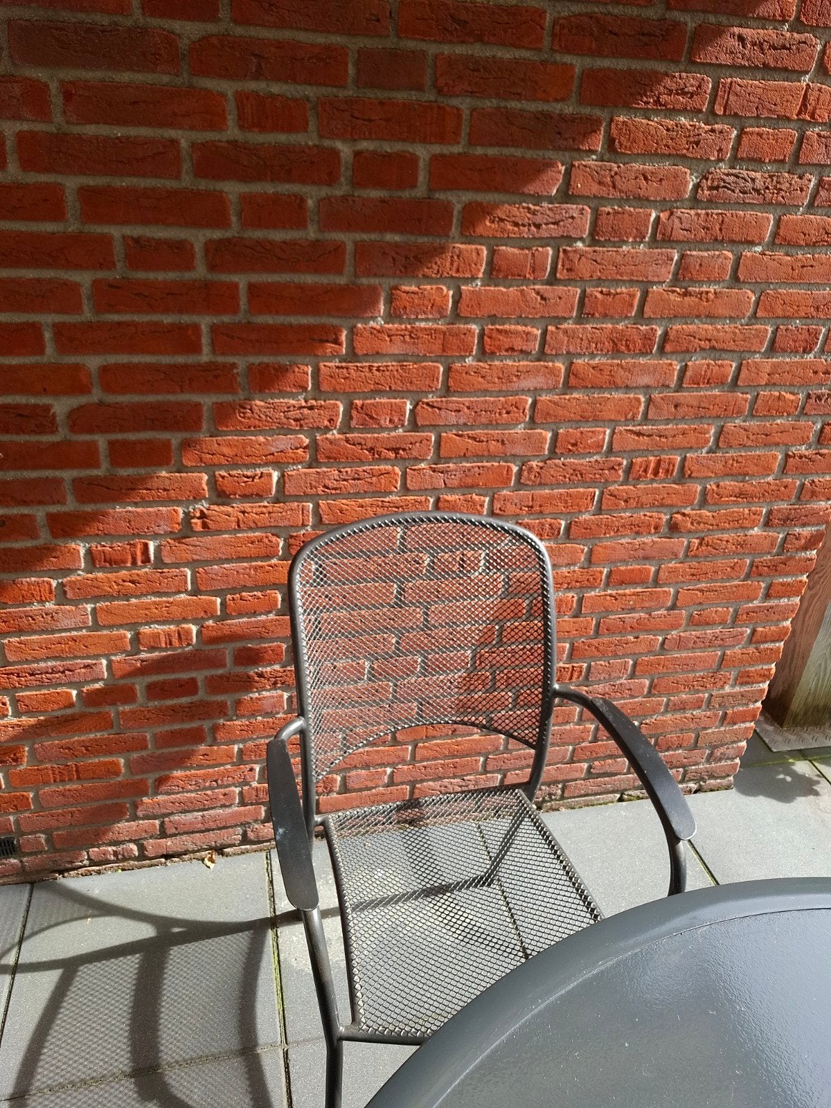 Foto 2 van antraciet  tuinset met 6 stoelen en kussens