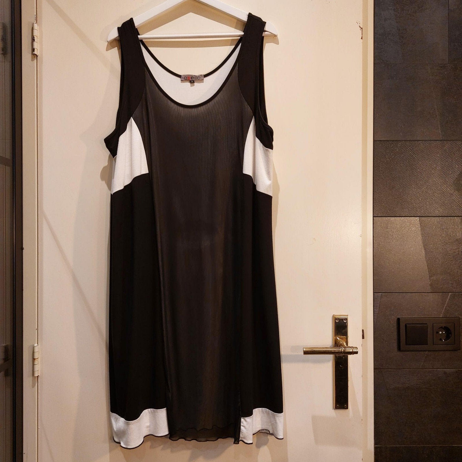 Jurk van het merk Exelle.  Maat M. (48/50), Kleding | Dames, Exelle, Verzenden, Gedragen, Jurk