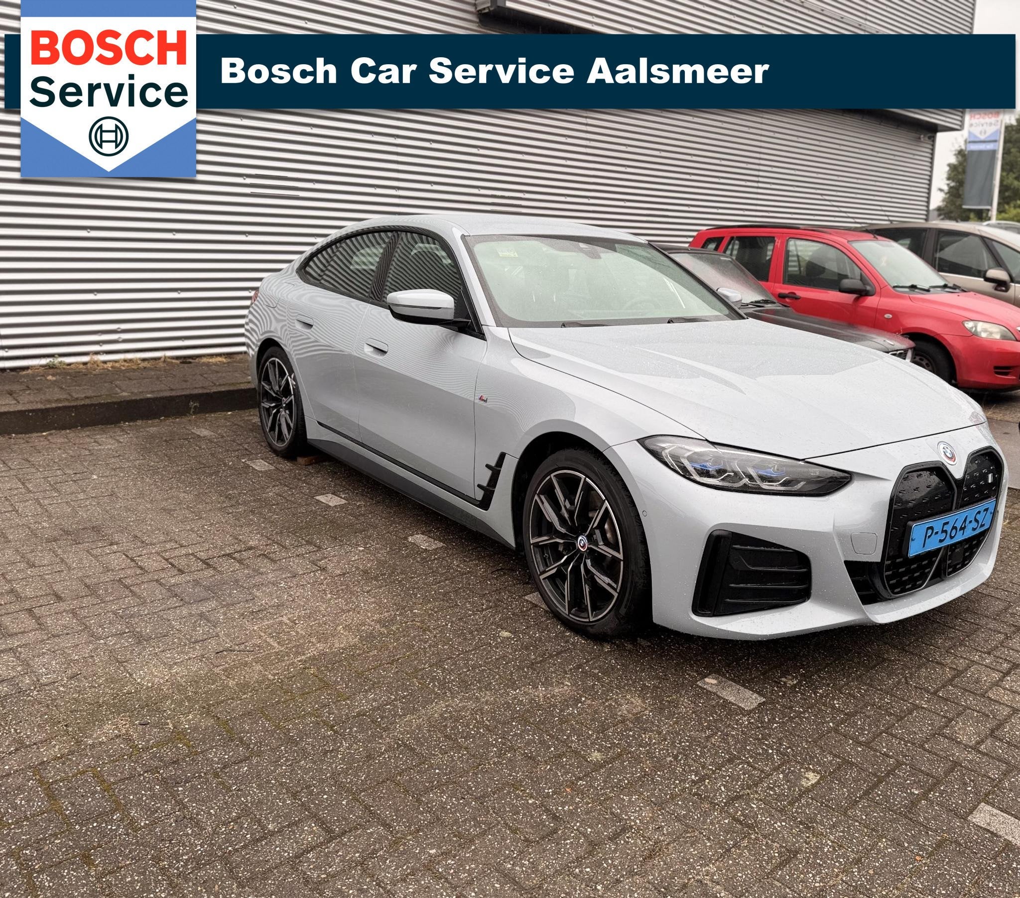BMW i4 eDrive40 High Executive 84 kWh / ELEKTROMOTOR DEFECT, Achterwielaandrijving, 590 km, Automatische klimaatregeling, 340 pk