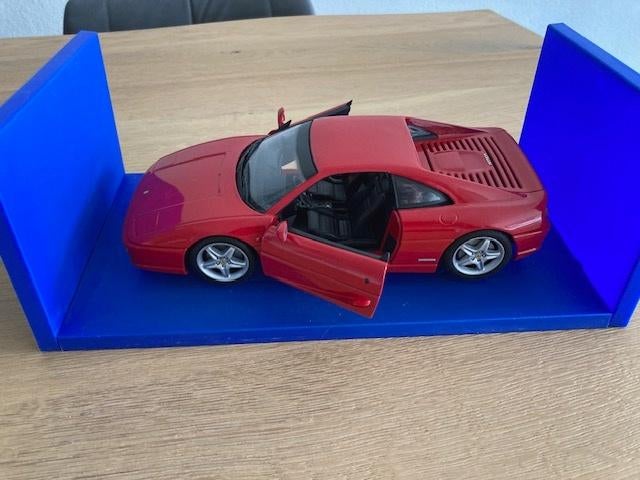 Ferrari F355 Berlinetta  Rood 1:18 F355  UT Models., Ophalen of Verzenden, Nieuw, Motor, UT Models