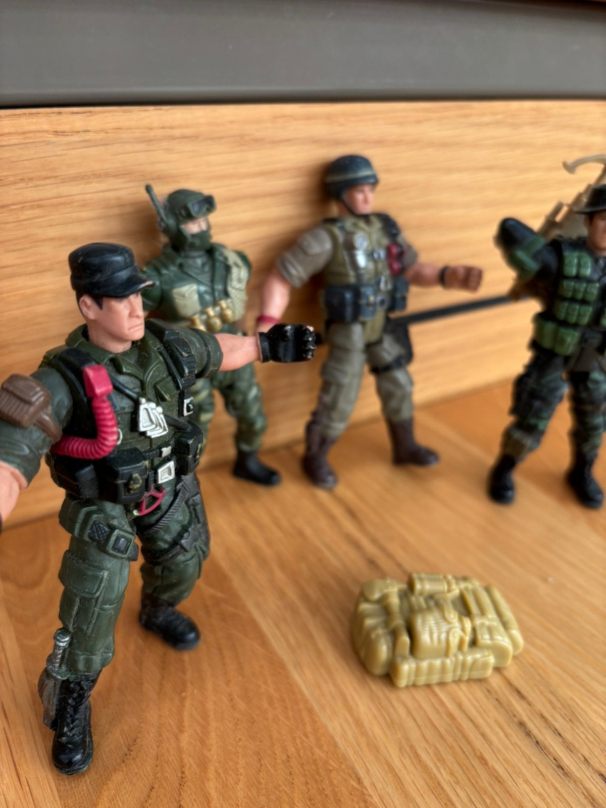 Actie figuren poppetjes 4 stuks, Verzenden, Zo goed als nieuw