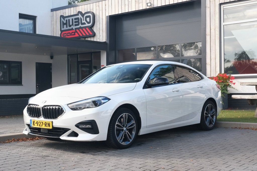 Bmw 2-serie Gran Coupé 218i High Executive, Auto's, Automaat, Dealer onderhouden, Gebruikt, 1350 kg